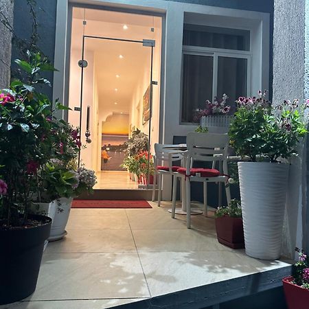 Deni'S Hotel ساراندا المظهر الخارجي الصورة