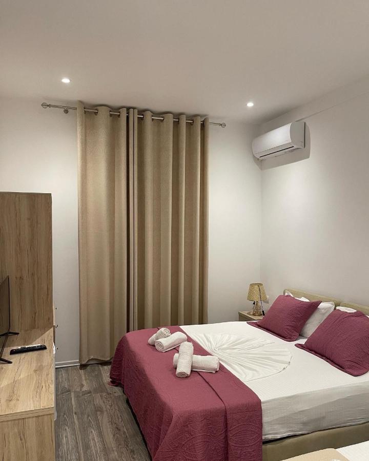 Deni'S Hotel ساراندا المظهر الخارجي الصورة