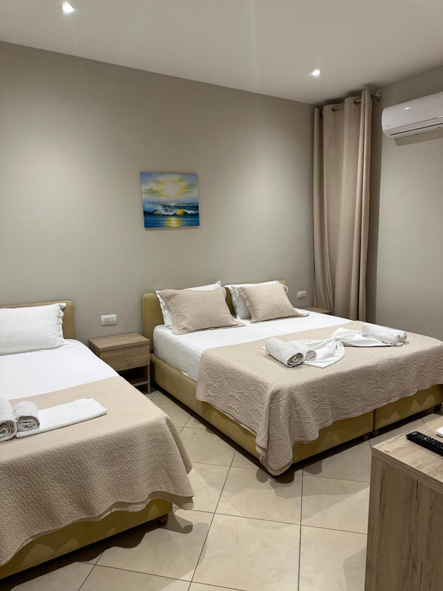 Deni'S Hotel ساراندا المظهر الخارجي الصورة